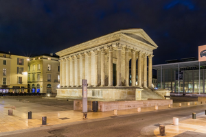 Nîmes